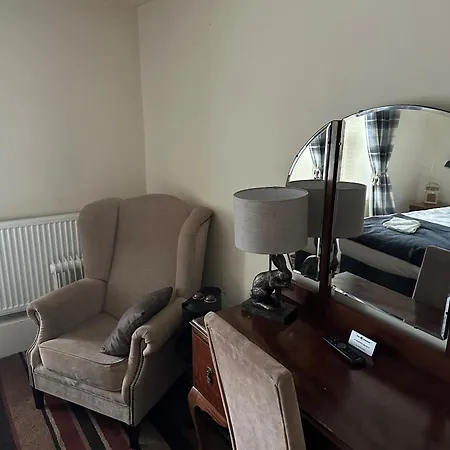 The Red Admiral Gosforth Ca20 1bp *